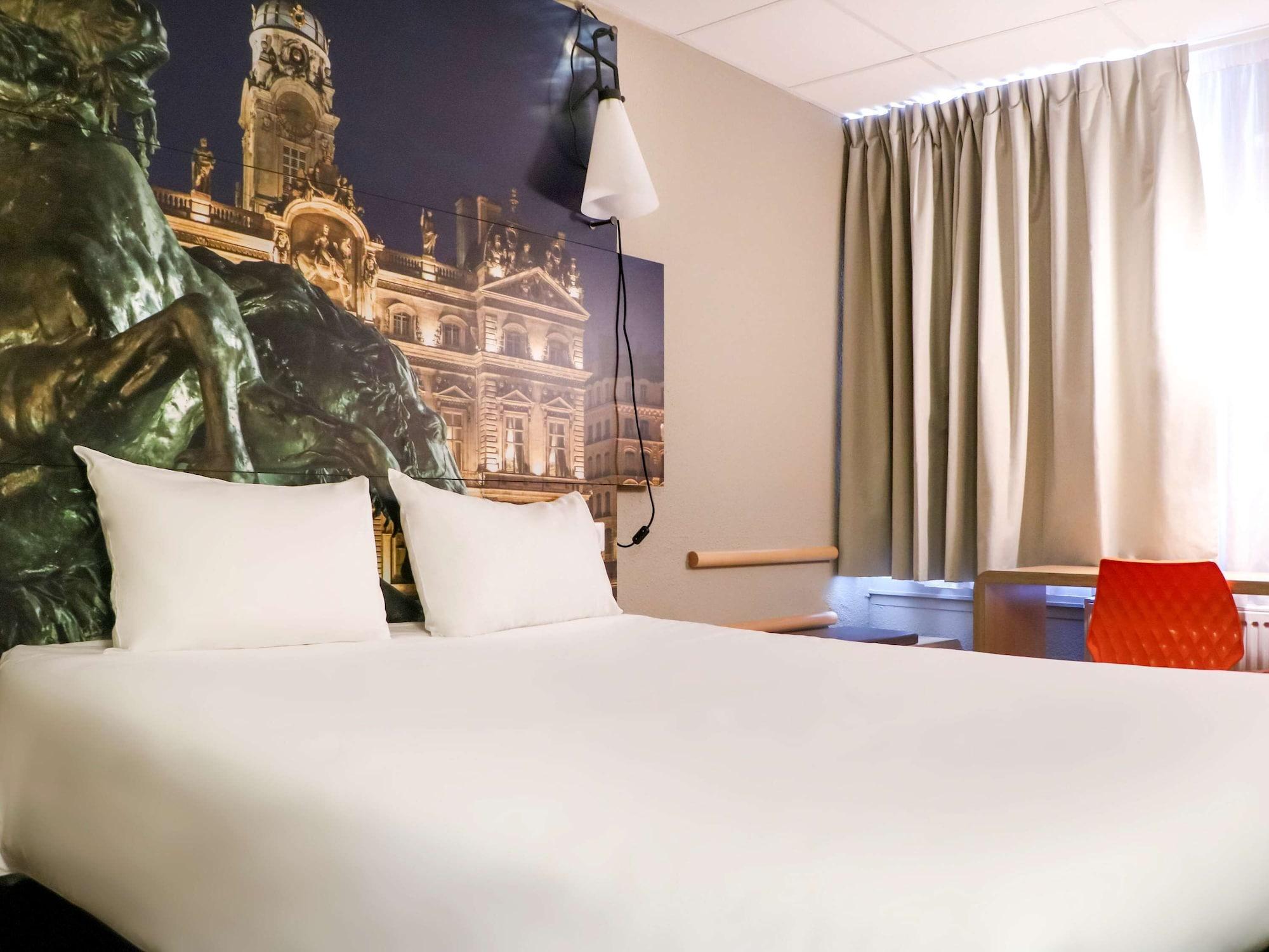 Ibis Lyon Gerland Merieux Exterior photo