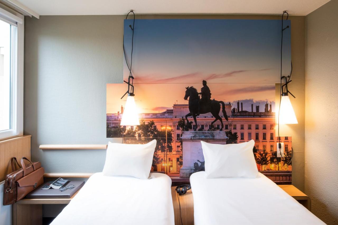 Ibis Lyon Gerland Merieux Exterior photo