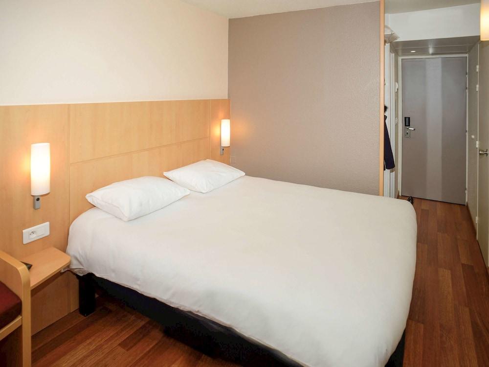 Ibis Lyon Gerland Merieux Exterior photo