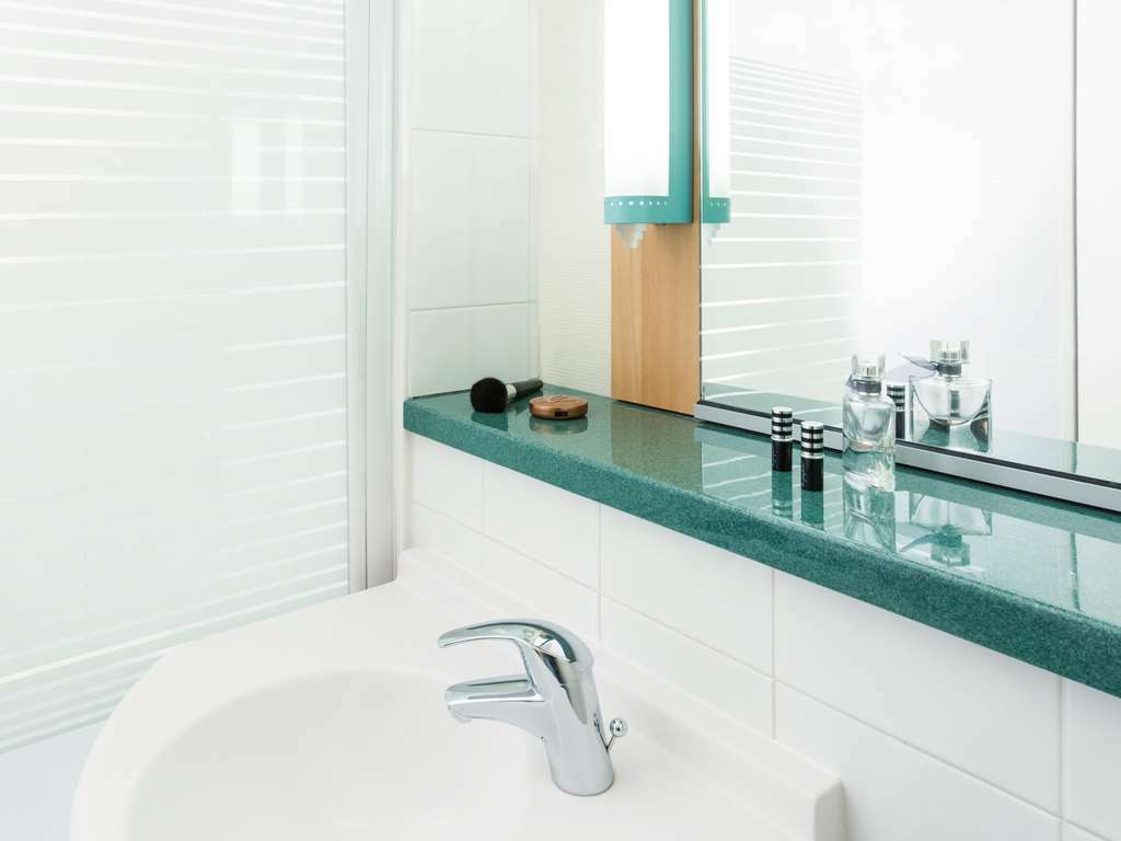 Ibis Lyon Gerland Merieux Room photo